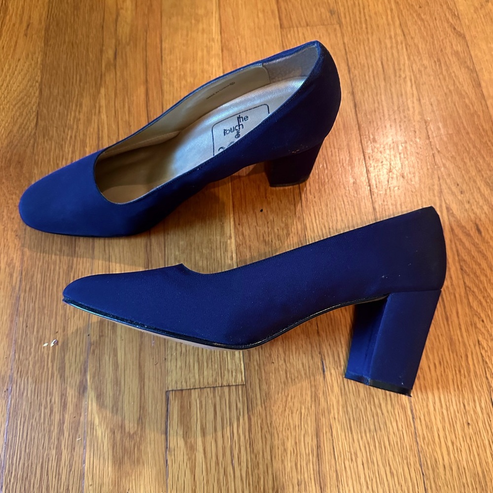 Navy 3-in Women’s Pump